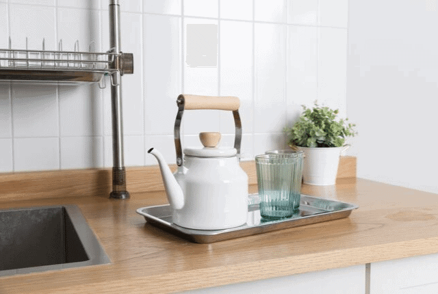 ניקוי קומקום, קערת הגשה, מטבח