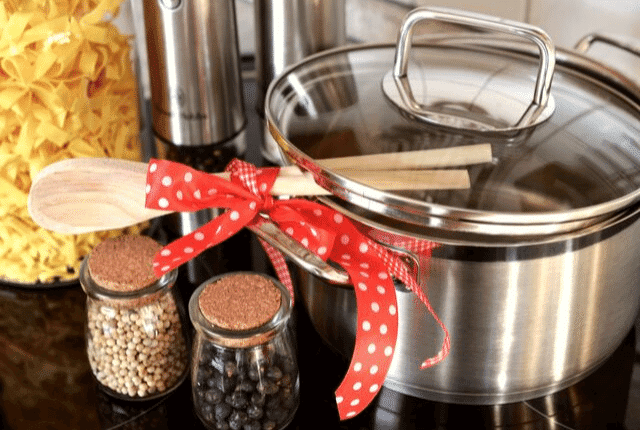 סיר נקי ורענן במטבח