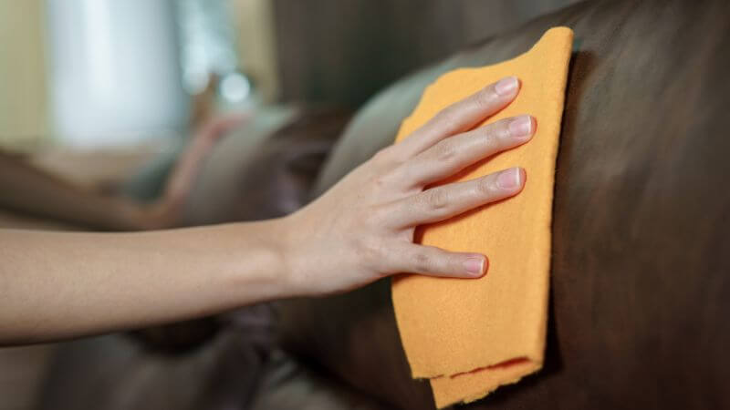 ניקוי ספות עור